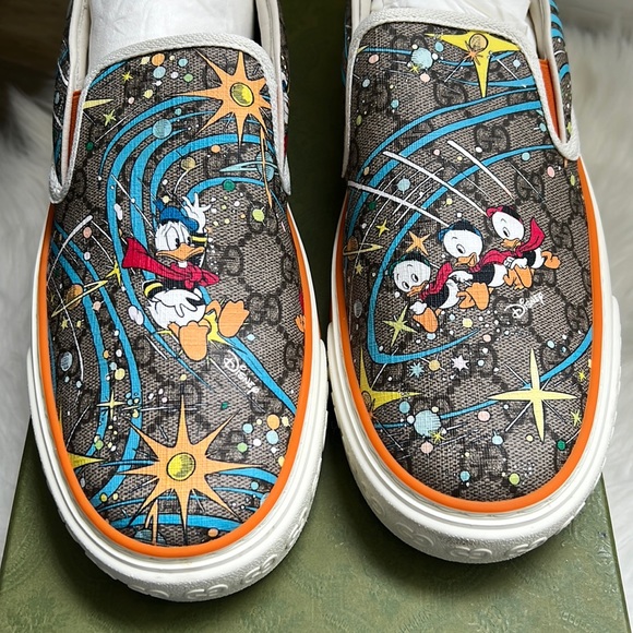 💯% Auth Men’s Gucci x Disney Donald Duck Men's Sneakers Gucci Sz 10 / US 11 - Picture 3 of 14